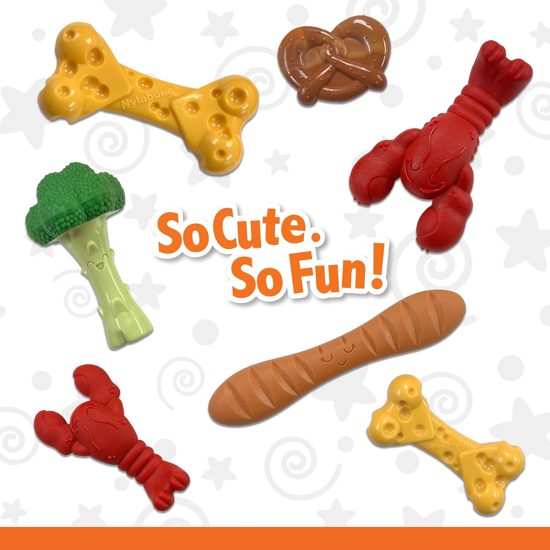 Nylabone Juguete Dura Chew Baguette Pollo